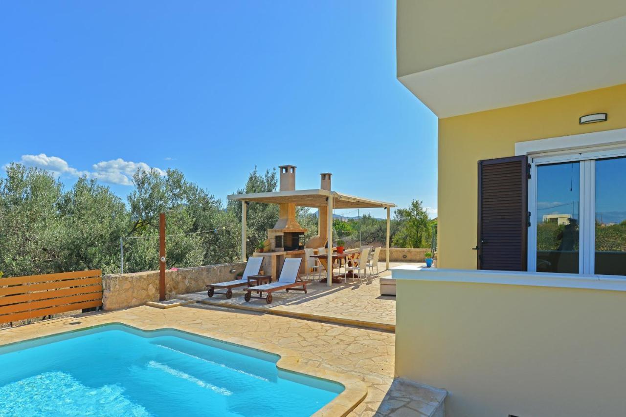 Villa Konstantinos 6 Bedrooms Aegina 외부 사진