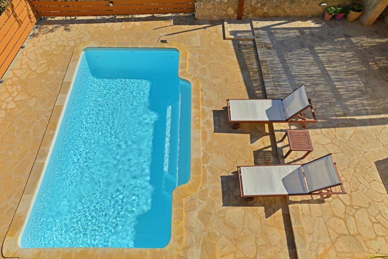 Villa Konstantinos 6 Bedrooms Aegina 외부 사진