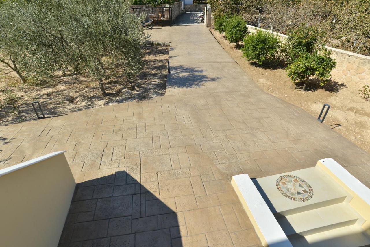 Villa Konstantinos 6 Bedrooms Aegina 외부 사진